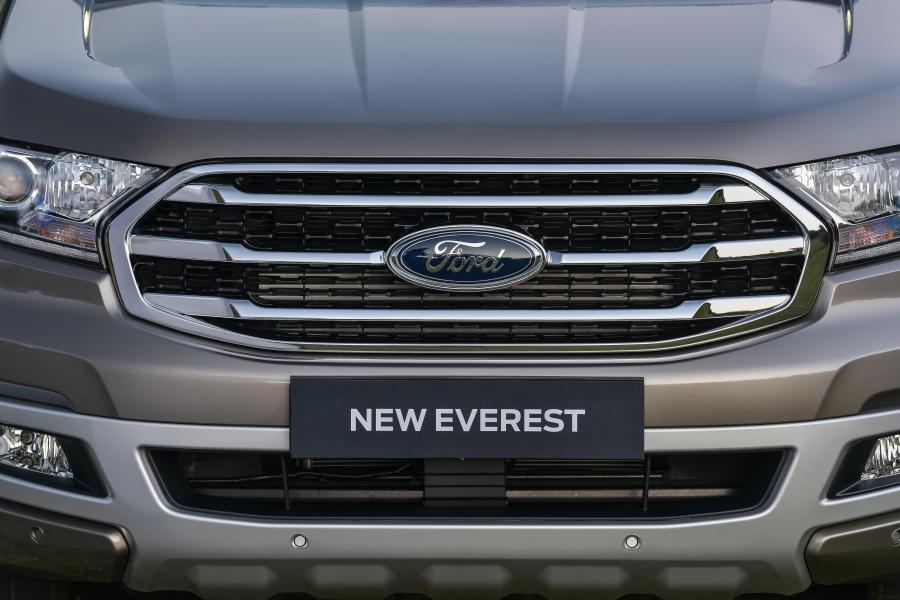 Детали экстерьера Ford Everest Limited 2019 года  (ZA) (фото 13 из 40)